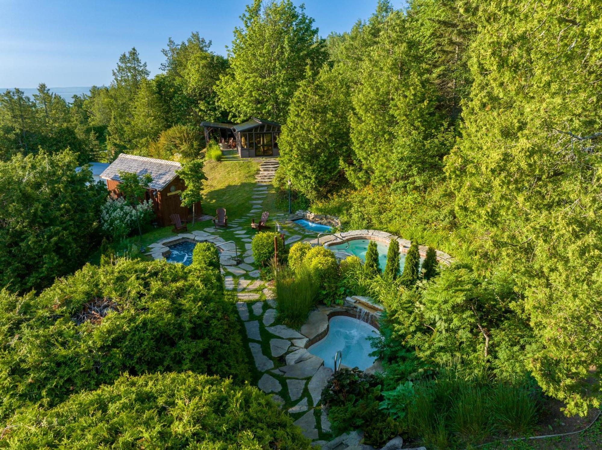 Auberge Des Falaises La Malbaie Eksteriør bilde